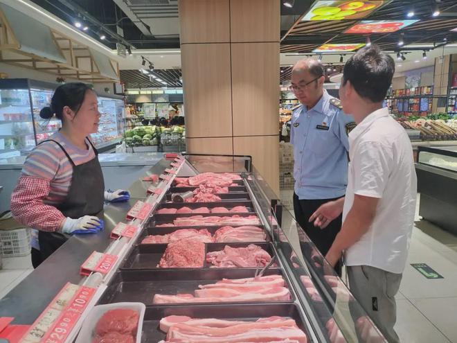 章丘严查畜禽肉及其产品，筑牢肉制品安全防线